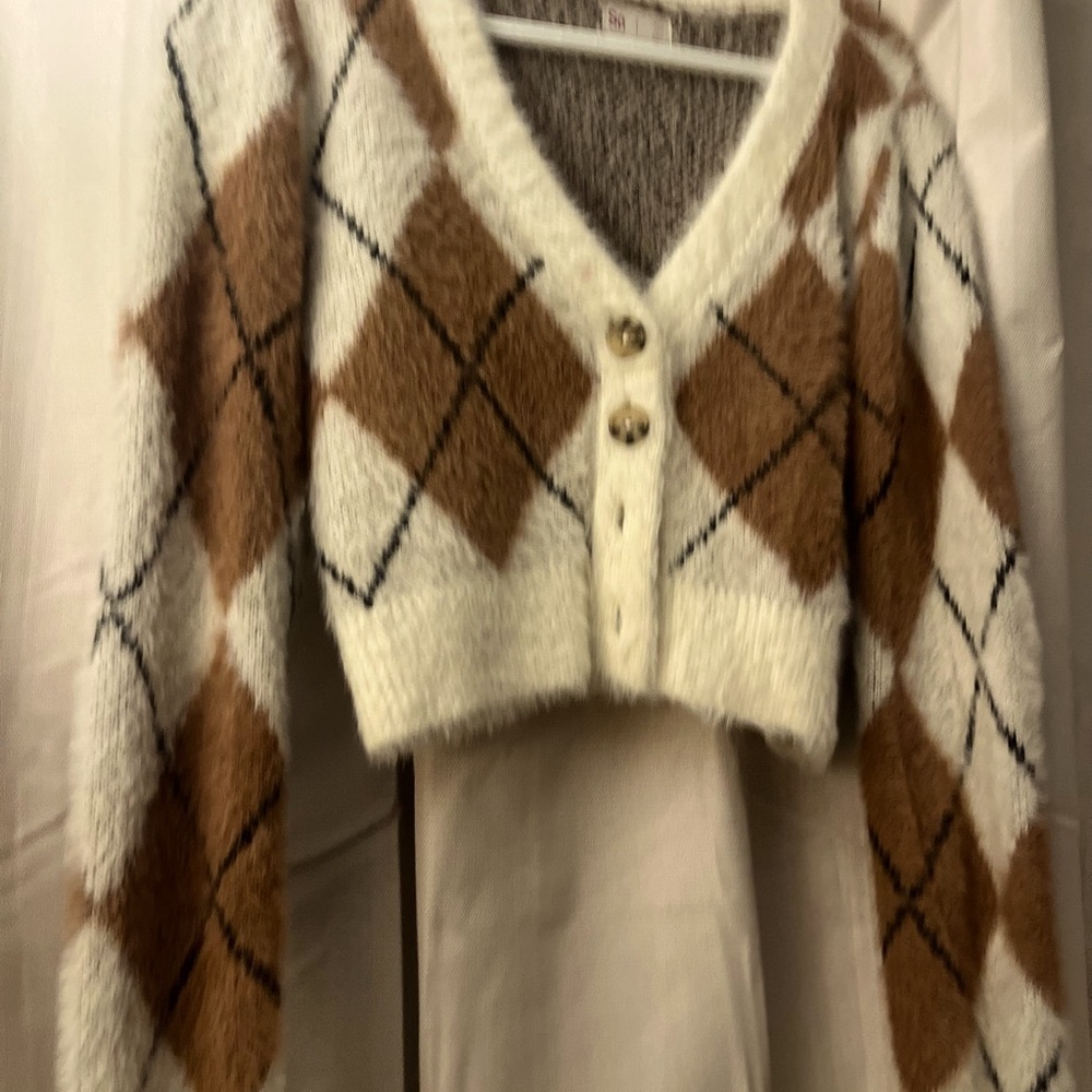 STYLISH FURRY SWEATER